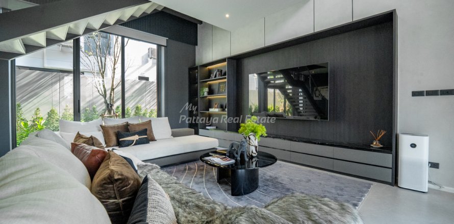 House in Bang Lamung, Thailand 4 bedrooms № 171460