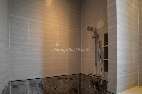 House in Bang Lamung, Thailand 4 bedrooms № 171460 - photo 13