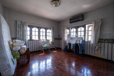 Haus in Chiang Mai, Thailand 5 Schlafzimmer № 160003 - Foto 9