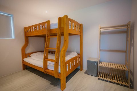 Chalet de 5 dormitorios en Chiang Mai, Tailandia № 160006 - foto 15