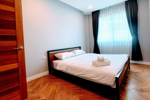 Chalet de 6 dormitorios en Chiang Mai, Tailandia № 160005 - foto 18
