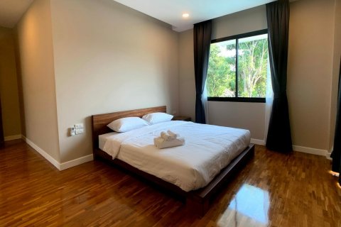 Chalet de 6 dormitorios en Chiang Mai, Tailandia № 160005 - foto 13