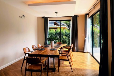 Chalet de 6 dormitorios en Chiang Mai, Tailandia № 160005 - foto 9
