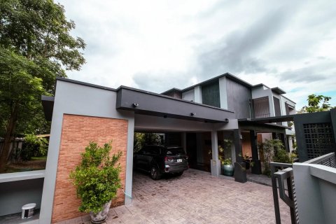 Chalet de 3 dormitorios en Chiang Mai, Tailandia № 160004 - foto 7
