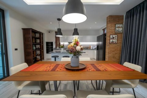 Chalet de 3 dormitorios en Chiang Mai, Tailandia № 160004 - foto 12