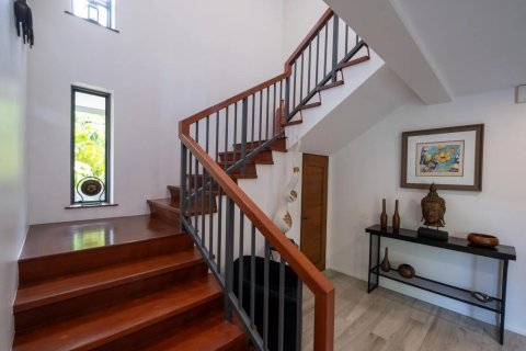 Chalet de 3 dormitorios en Chiang Mai, Tailandia № 160004 - foto 18