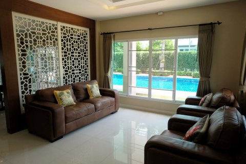 Villa in Chiang Mai, Thailand 4 Schlafzimmer № 160008 - Foto 6