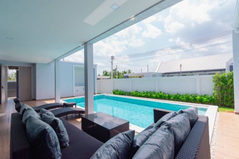 Chalet de 3 dormitorios en Hua Hin, Tailandia № 172682 - foto 4