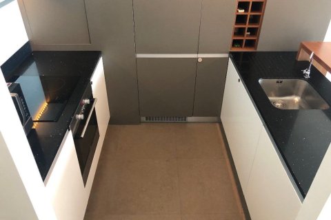 Estudio en el condominio en Khlong San, Bangkok, Tailandia № 158685 - foto 11
