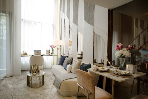 Condo in Bangkok, Thailand, 1 bedroom № 166156 - photo 2