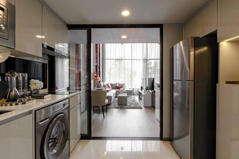 Condo in Bangkok, Thailand, 1 bedroom № 166156 - photo 11