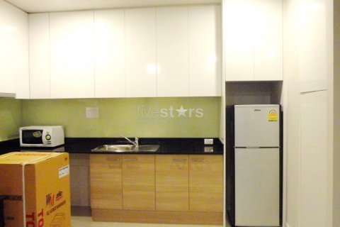 Condo in Bangkok, Thailand, 1 bedroom № 67150 - photo 3