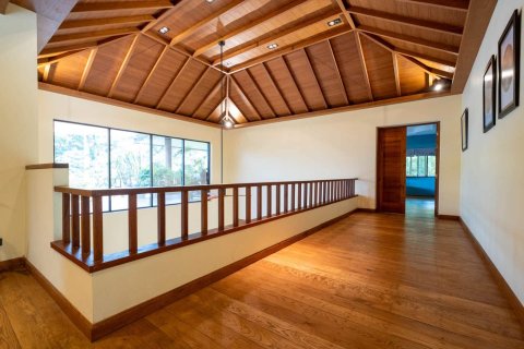Chalet de 6 dormitorios en Chiang Mai, Tailandia № 155385 - foto 22