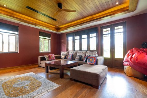 Chalet de 6 dormitorios en Chiang Mai, Tailandia № 155385 - foto 16