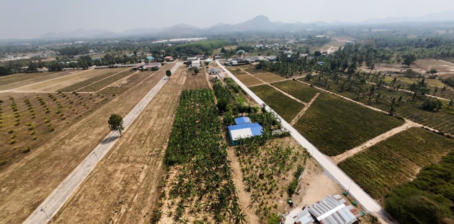 ที่ดินในอำเภอหัวหิน, ประเทศไทย 3200 ตร.ม. № 170674