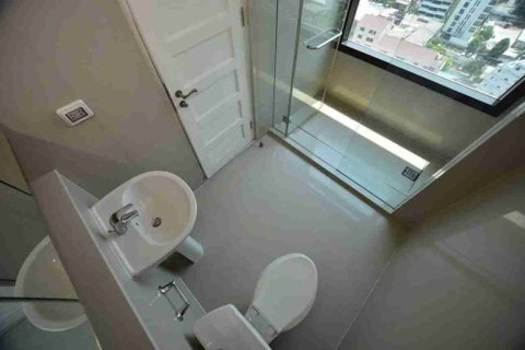 Eigentumswohnung in Bangkok, Thailand, 3 Schlafzimmer № 184074 - Foto 15