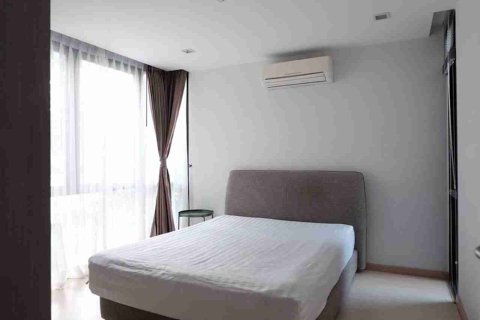 Condo in Bangkok, Thailand, 2 bedrooms  № 184073