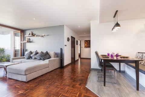 Condo in Bangkok, Thailand, 3 bedrooms  № 66454 - photo 3