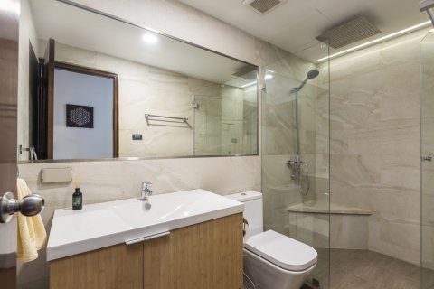 Condo in Bangkok, Thailand, 3 bedrooms  № 66454 - photo 7