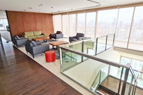 Condominio de 2 dormitorios en Bangkok, Tailandia № 66452 - foto 20