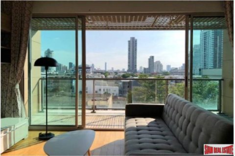 Apartamento de 2 dormitorios en Sathon, Bangkok, Tailandia № 203263