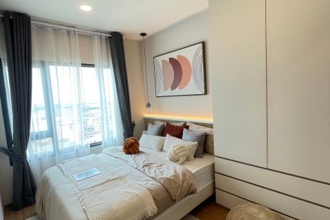 Condominio de 1 dormitorio en Bangkok, Tailandia № 203588 - foto 2
