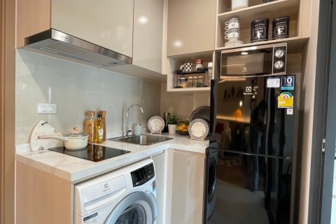 Condominio de 1 dormitorio en Bangkok, Tailandia № 203587 - foto 3