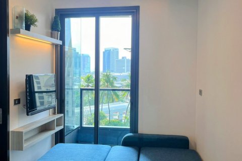 Studio in the Condo in Khlong Toei, Bangkok, Thailand № 171954 - photo 2