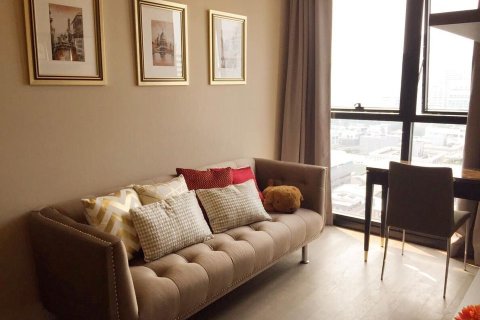 Studio in the Condo in Watthana, Bangkok, Thailand  № 173439