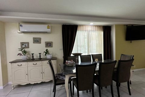 Condominio de 2 dormitorios en Pattaya, Tailandia № 115368 - foto 6