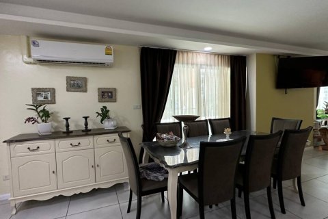 Condominio de 2 dormitorios en Pattaya, Tailandia № 115368 - foto 5