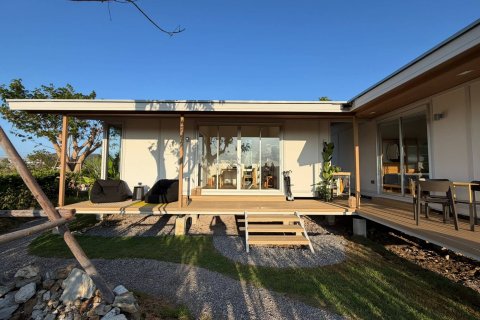 Chalet de 2 dormitorios en Hua Hin, Tailandia № 169734 - foto 3