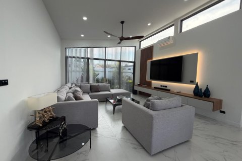 Chalet de 5 dormitorios en Hua Hin, Tailandia № 169739 - foto 7