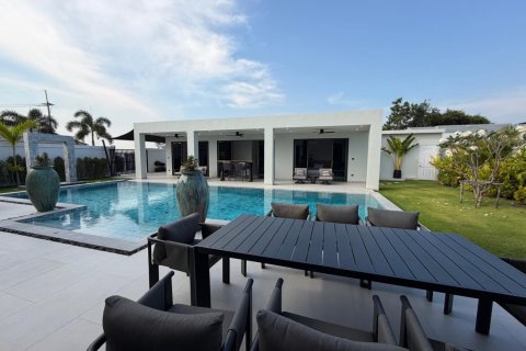 Villa à Hua Hin, Thaïlande 5 chambres № 169739