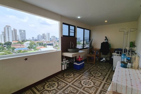 Eigentumswohnung in Watthana, Bangkok, Thailand, 3 Schlafzimmer № 200795 - Foto 11