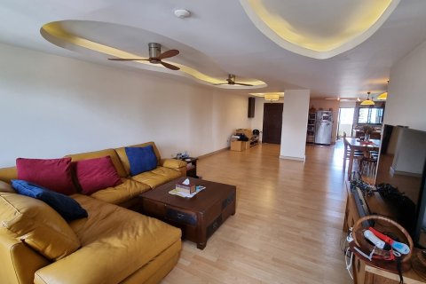 Eigentumswohnung in Watthana, Bangkok, Thailand, 3 Schlafzimmer № 200795 - Foto 10