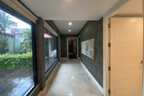 บ้านในวัฒนา, กรุงเทพฯ, ประเทศไทย 5 ห้องนอน № 200793 - รูปถ่าย 24