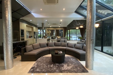 บ้านในวัฒนา, กรุงเทพฯ, ประเทศไทย 5 ห้องนอน № 200793 - รูปถ่าย 29