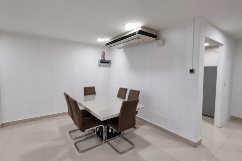 Townhouse in Watthana, Bangkok, Thailand 3 bedrooms № 200797 - photo 9