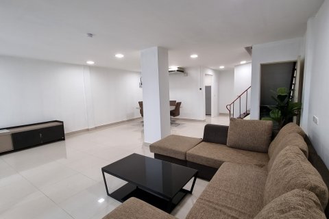 Townhouse in Watthana, Bangkok, Thailand 3 bedrooms № 200797 - photo 11
