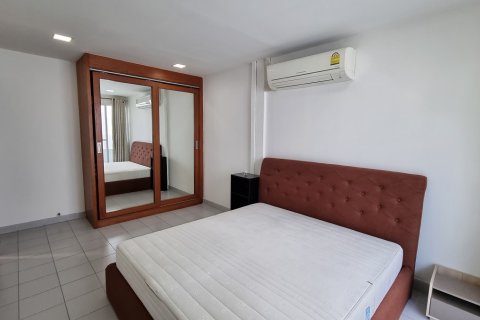 Townhouse in Watthana, Bangkok, Thailand 3 bedrooms № 200797 - photo 5