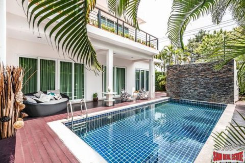 Villa sur Jomtien Beach, Pattaya, Thaïlande 4 chambres № 193924