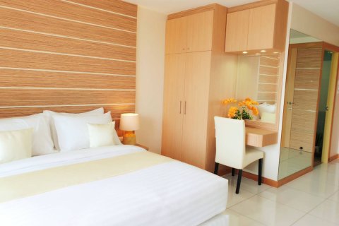 Condominio de 1 dormitorio en Bang Lamung, Tailandia № 203614 - foto 13