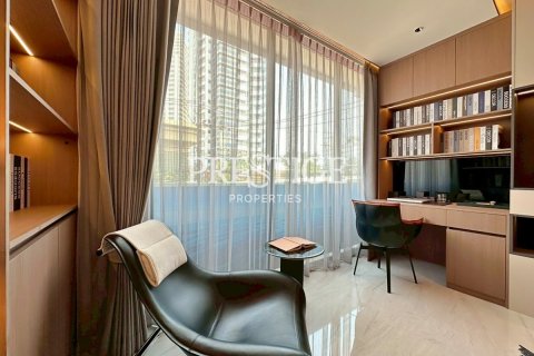 Condo in Pattaya, Thailand, 13 bedrooms № 197593 - photo 14
