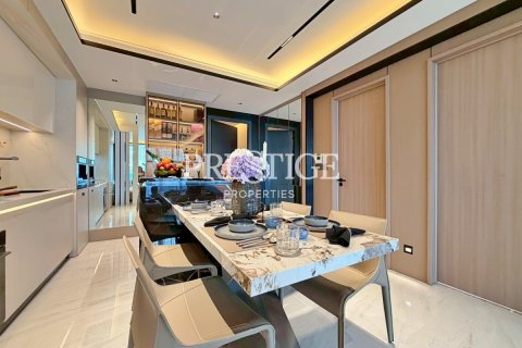 Condo in Pattaya, Thailand, 13 bedrooms № 197593 - photo 8