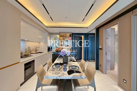 Condo in Pattaya, Thailand, 13 bedrooms № 197593 - photo 7