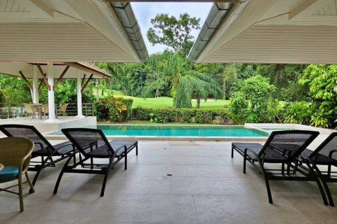 Chalet de 3 dormitorios en Kathu, Tailandia № 115382 - foto 7