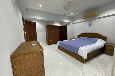 Condominio de 1 dormitorio en Pattaya, Tailandia № 204372 - foto 3