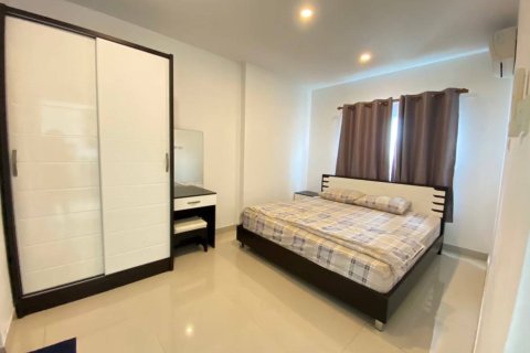 Condominio de 1 dormitorio en Pattaya, Tailandia № 204374 - foto 4