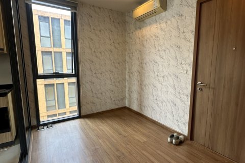 Estudio en el condominio en Watthana, Bangkok, Tailandia № 173109 - foto 15